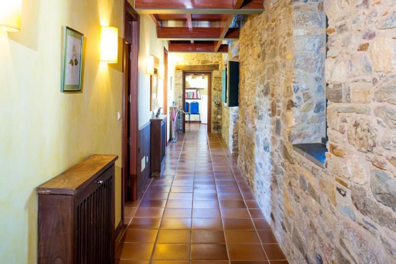 Luxurious Villa In Outeiro - Private Pool San Saturnino Exterior foto